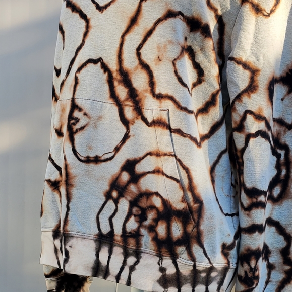 SOLD Custom Reverse Tiedye Nike Hoodie - Picture 5 of 6